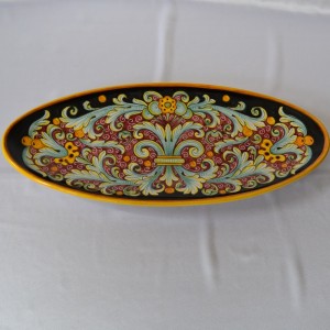 OVAL TRAY &ldquo;FONDO ROSSO E NERO&rdquo; CM. 54