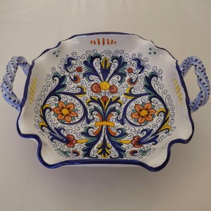 CENTROTAVOLA "RICCO DERUTA" SMERLATO CON MANICI